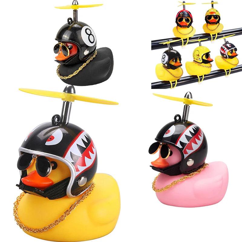 Pato Com Capacete Quebrado